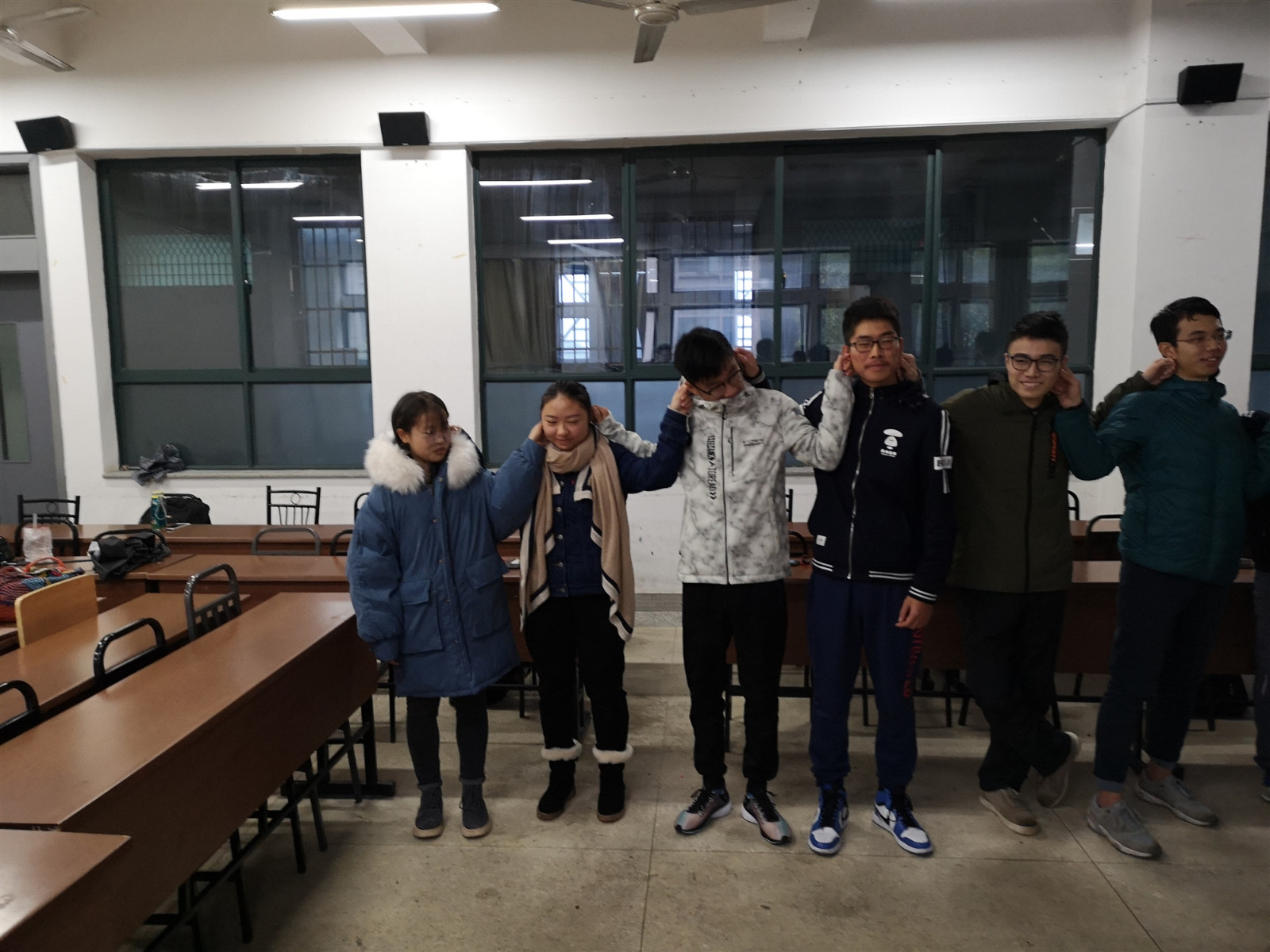 1542986842590396.jpg 1542986842590396.jpg