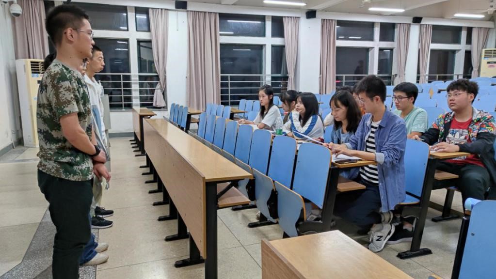 1600867402235685.jpg 1600867402235685.jpg