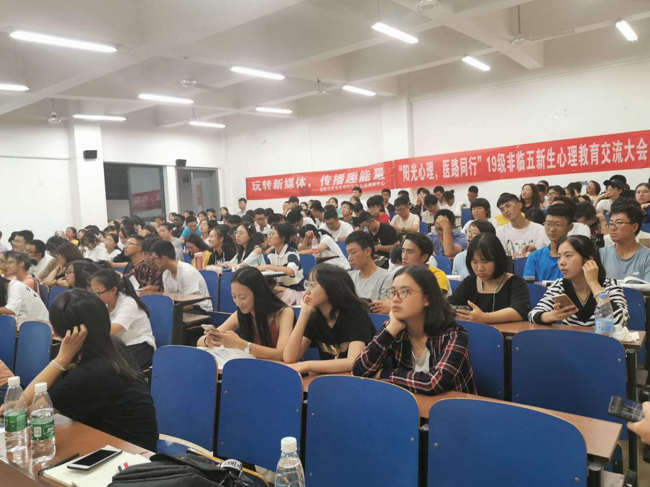 1569602853566384.jpg FF92B3760DFDA3094D20B9EE4F5A4961.jpg