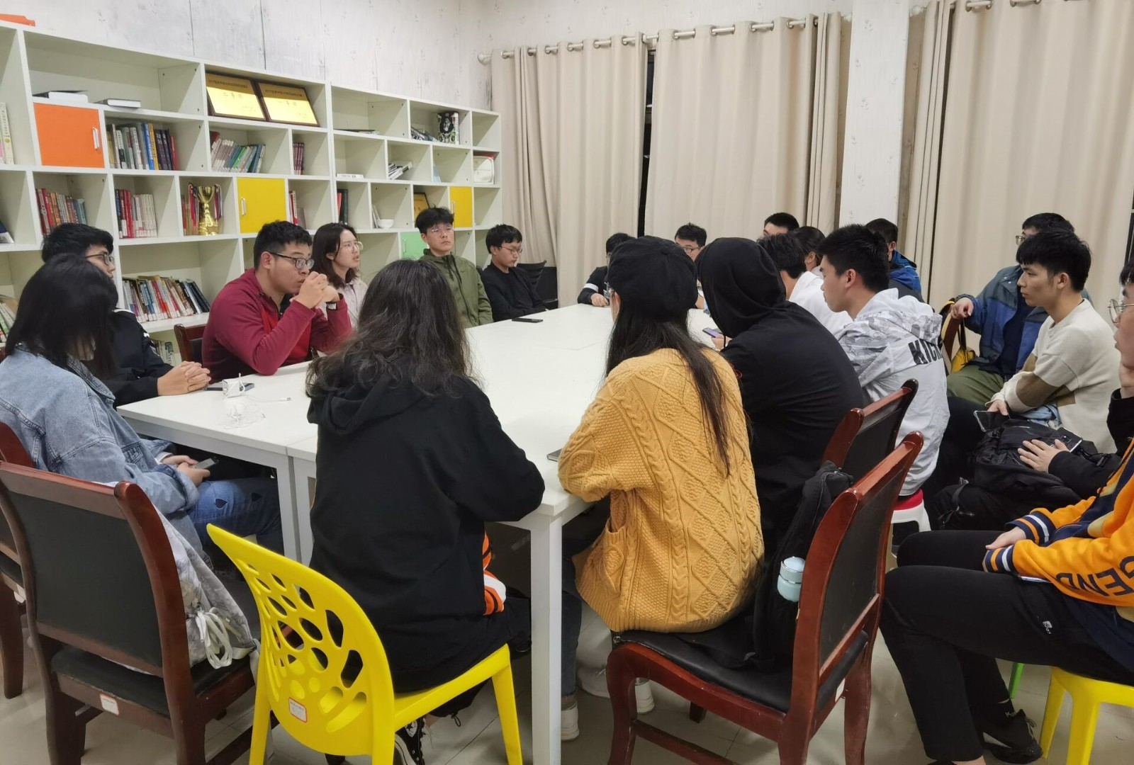 1618675186230047.jpg 1618675186230047.jpg