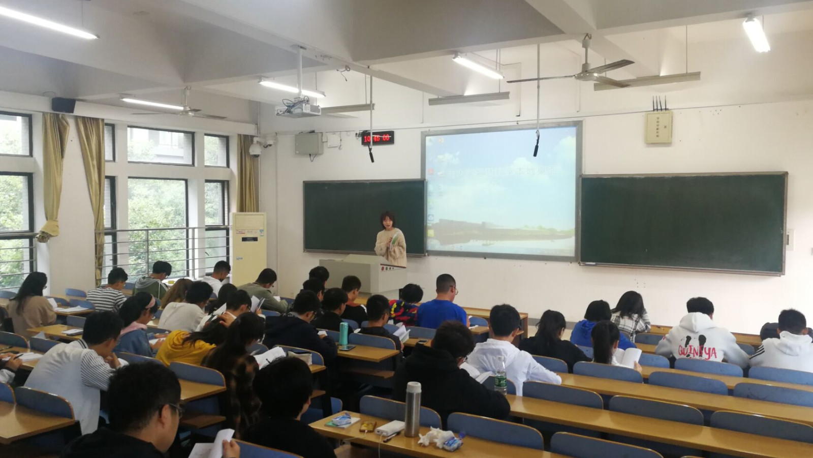 1542896496738597.jpg 1542896496738597.jpg