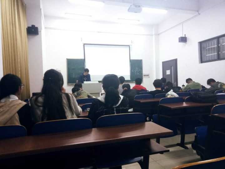 1540909697980694.jpg 1540909697980694.jpg