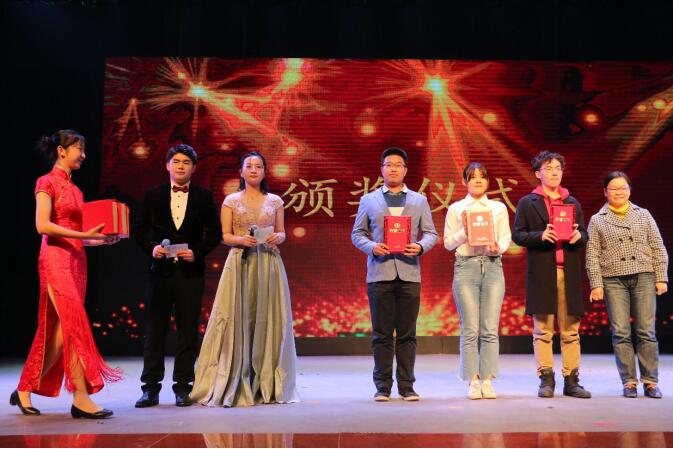 1574178488719104.jpg 1574178488719104.jpg