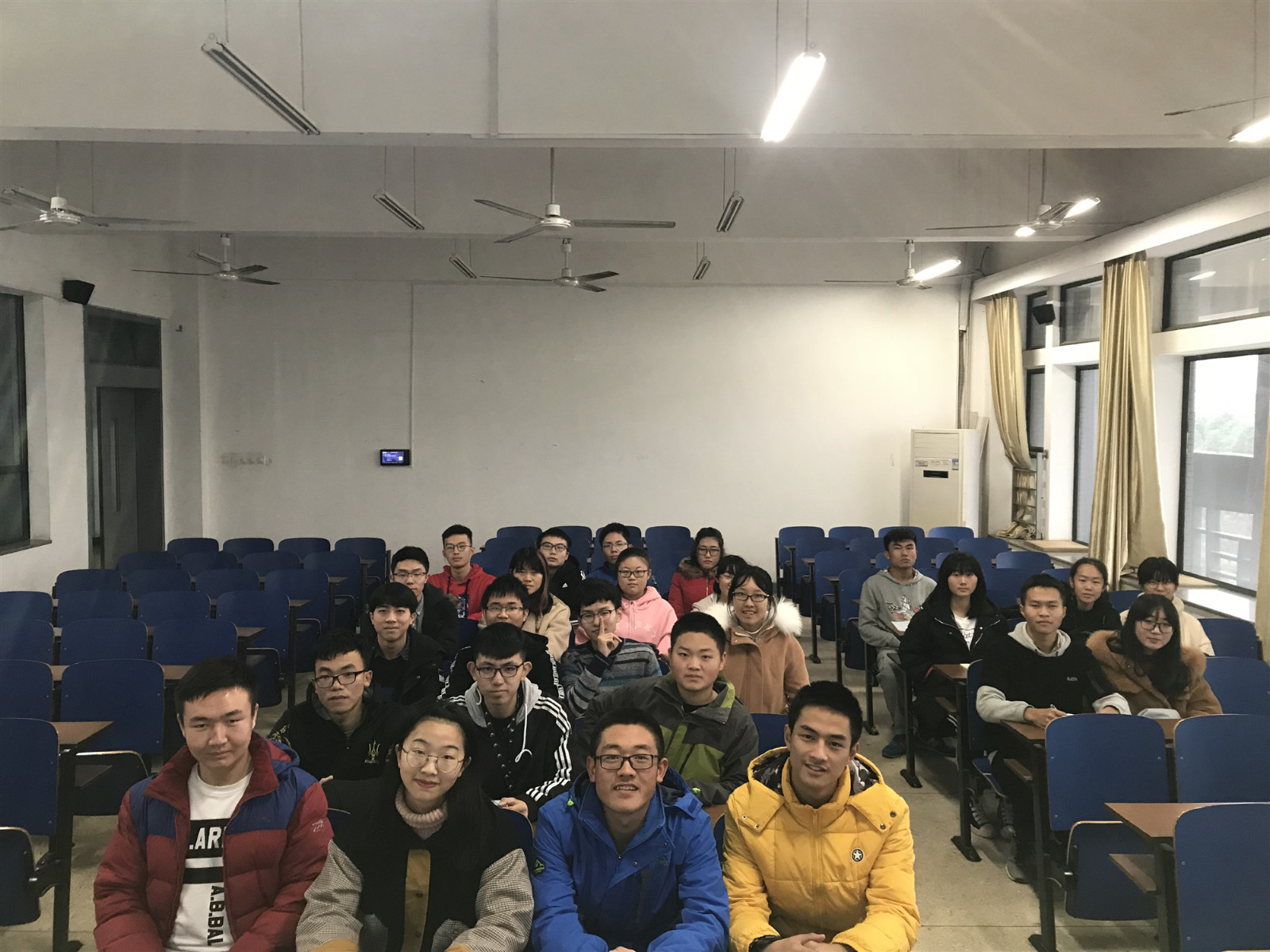 1542813446867692.jpg 1542813446867692.jpg