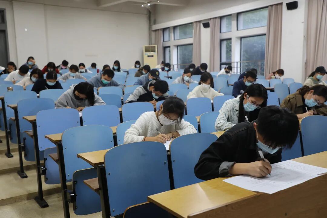 1636725076753357.jpg 1636725076753357.jpg