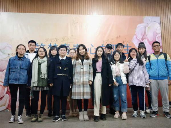 1542722124886712.jpg 1542722124886712.jpg