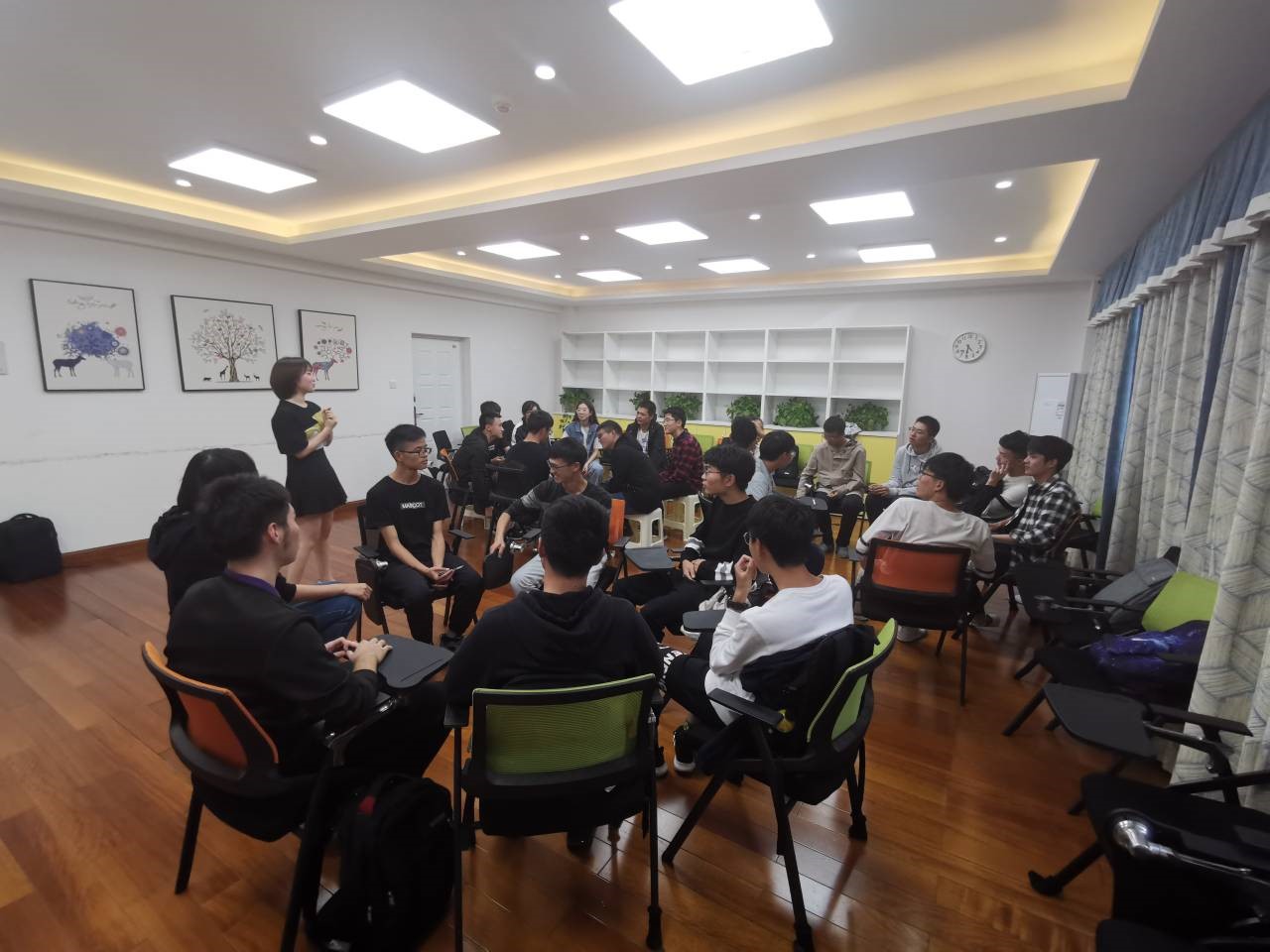 1574870613601885.jpg 1574870613601885.jpg